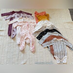 Baby girl clothes bundle - size 6-9 months